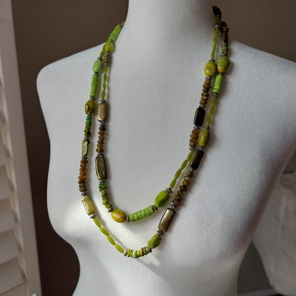Jewelry - Handmade Green Turquoise, Mother of Pearl  Necklace